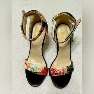 Catherine Malandrino high heel floral print ankle strap golden hardware sandals
